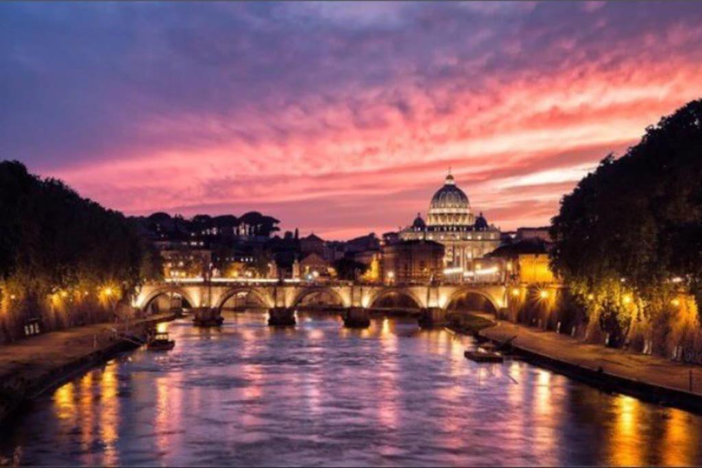 Casa Benso - Near Vatican City And Navona Square ローマ エクステリア 写真