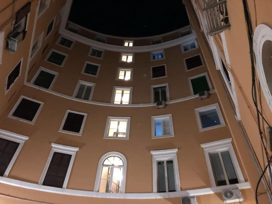 Casa Benso - Near Vatican City And Navona Square ローマ エクステリア 写真